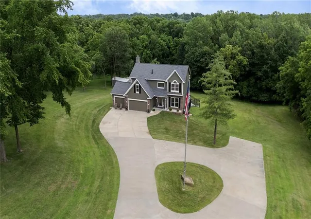 Photo 3 of Single family home for sale at 6601 NW Evans Ave, Kansas City, MO 64151 | MLS# 2624828 | Listing updated on 2026-07-16