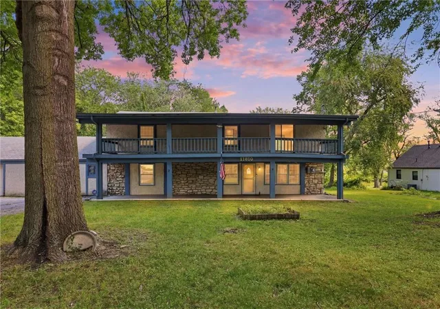 Photo 2 of Single family home for sale at 11310 Lister Dr, Kansas City, MO 64137 | MLS# 2624861 | Listing updated on 2026-09-29