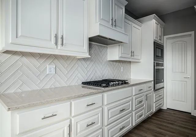 5th image of 15601 Austin Ct, Basehor, KS 66007 | MLS# 2624866