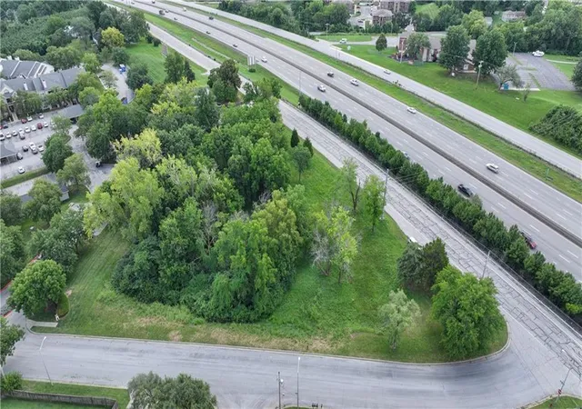 Photo 4 of Land for sale at 6217 NW Roanridge Rd, Kansas City, MO 64151 | MLS# 2624870 | Listing updated on 2026-08-21