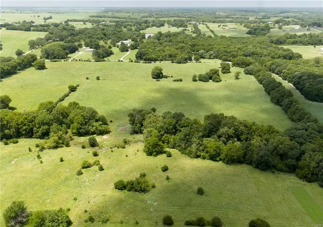Homes for sale in Mc Louth, KS | Wild Horse Rd, Mc Louth, KS 66054 | MLS# 2624898
