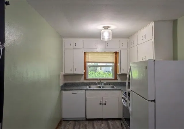 3rd image of 133 S Fuller St, Independence, MO 64050 | MLS# 2624902