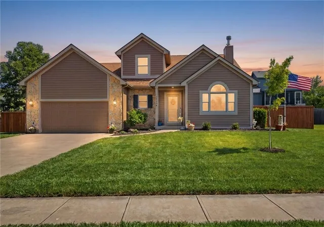 1st image of 29900 W 184th St, Gardner, KS 66030 | MLS# 2624908