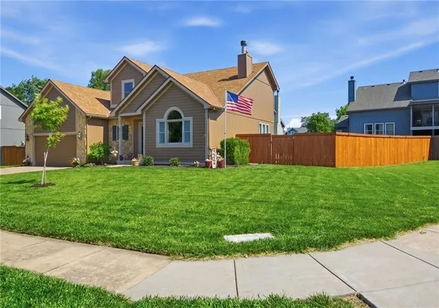3rd image of 29900 W 184Th St, Gardner, KS 66030 | MLS# 2624908