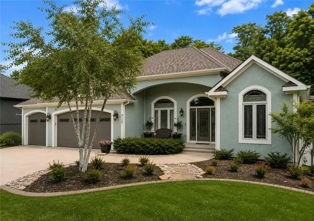 Photo 2 of Single family home for sale at 9127 N Evanston Ave, Kansas City, MO 64157 | MLS# 2624923 | Listing updated on 2026-09-01