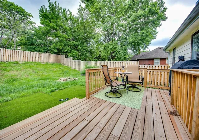 4th image of 3410 Augusta Dr, Lawrence, KS 66047 | MLS# 2624982