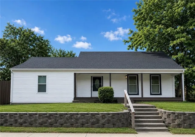 1st image of 1000 4th St, Platte City, MO 64079 | MLS# 2624991