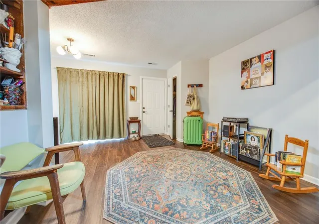4th image of 3615-3617 Brush Creek Dr, Lawrence, KS 66047 | MLS# 2625006