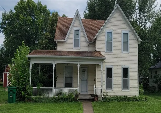 Homes for sale in Butler, MO | 305 W Adams St, Butler, MO 64730 | MLS# 2625018