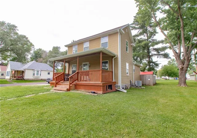1st image of 501 E 13th St, Sedalia, MO 65301 | MLS# 2625021