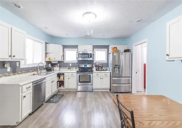4th image of 501 E 13Th St, Sedalia, MO 65301 | MLS# 2625021