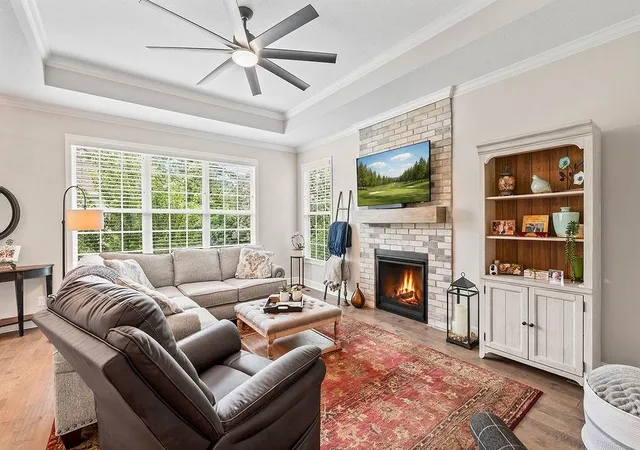 Photo 2 of Sale Pending at 716 E 110th Terrace, Kansas City, MO 64131 | MLS# 2625022 | Listing updated on 2026-09-01
