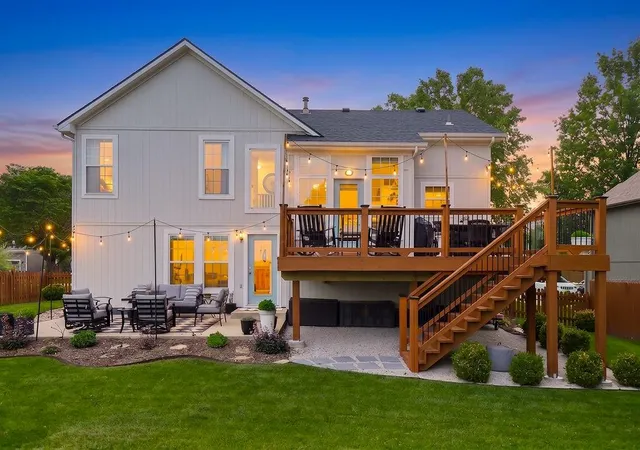 2nd image of 5903 Meadowsweet Ln, Shawnee, KS 66226 | MLS# 2625025