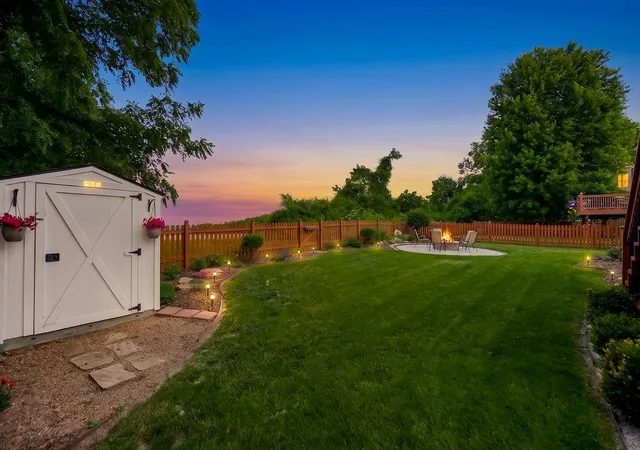 4th image of 5903 Meadowsweet Ln, Shawnee, KS 66226 | MLS# 2625025