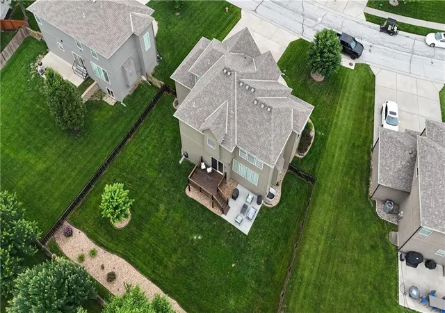 3rd image of 2821 Ne Parkview Ln, Lees Summit, MO 64086 | MLS# 2625037