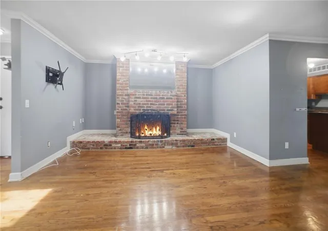 Homes for sale in Kansas City, MO | 104 E 41 St #6, Kansas City, MO 64111 | MLS# 2625038