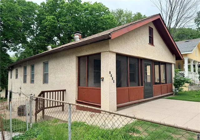 3rd image of 2750 Lister Ave, Kansas City, MO 64128 | MLS# 2625074