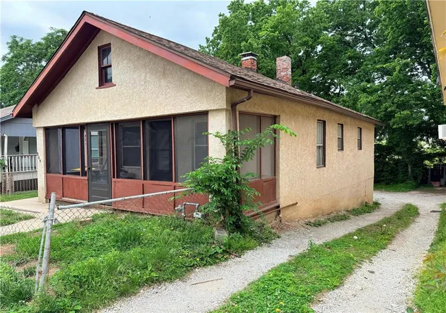 4th image of 2750 Lister Ave, Kansas City, MO 64128 | MLS# 2625074