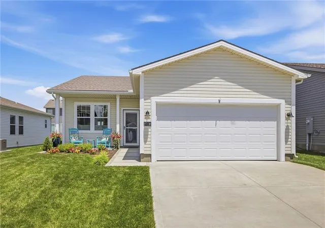 Photo 1 of Sale Pending at 27116 E Sycamore St, Lees Summit, MO 64086 | MLS# 2625076 | Listing updated on 2026-07-23