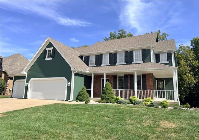 Photo 3 of Single family home for sale at 9027 N Manning Ave, Kansas City, MO 64157 | MLS# 2625085 | Listing updated on 2026-10-02