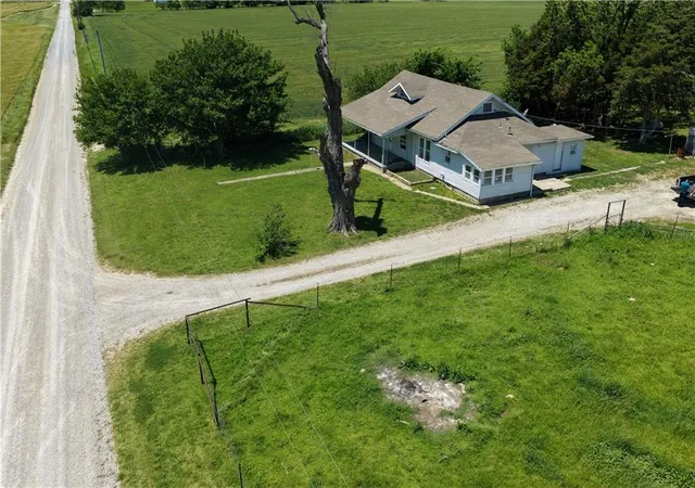Photo 2 of Single family home for sale at 2125 Cr 5250, Elk City, KS 67344 | MLS# 2625126 | Listing updated on 2026-06-10