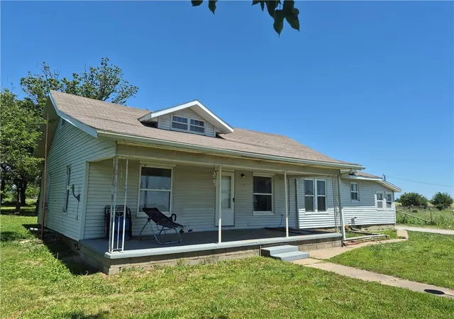 Photo 3 of Single family home for sale at 2125 Cr 5250, Elk City, KS 67344 | MLS# 2625126 | Listing updated on 2026-06-10