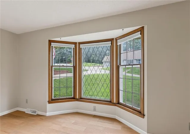 Photo 5 of Single family home for sale at 6832 Sterling Ave, Raytown, MO 64133 | MLS# 2625140 | Listing updated on 2026-09-06