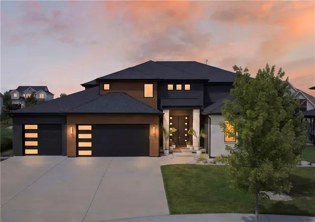 1st image of 12318 W 169th Ter, Overland Park, KS 66221 | MLS# 2625161