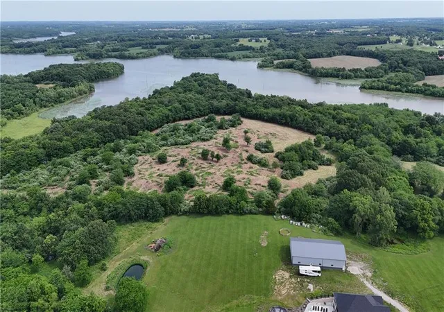 Photo 1 of Land for sale at 9804 Ne 172nd Street, Kearney, MO 64060 | MLS# 2625188 | Listing updated on 2026-09-28