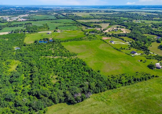 Photo 1 of Land for sale at 00 Mcintyre Rd, Leavenworth, KS 66048 | MLS# 2625202 | Listing updated on 2026-10-02
