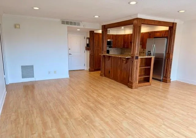 5th image of 4545 Wornall Rd #1200, Kansas City, MO 64111 | MLS# 2625219