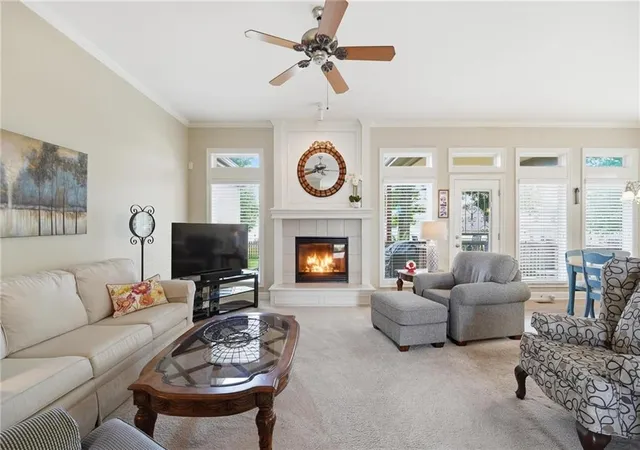 4th image of 812 Sw Nautica Ct, Lees Summit, MO 64082 | MLS# 2625239