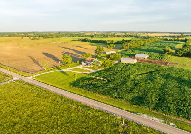 2nd image of 10791 Ne State Route D Hwy, Butler, MO 64730 | MLS# 2625244