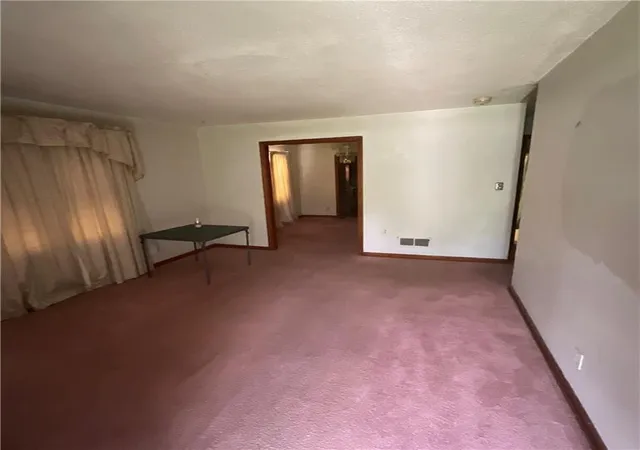 Photo 3 of Single family home for sale at 4100 E Linwood Blvd, Kansas City, MO 64128 | MLS# 2625290 | Listing updated on 2026-08-21