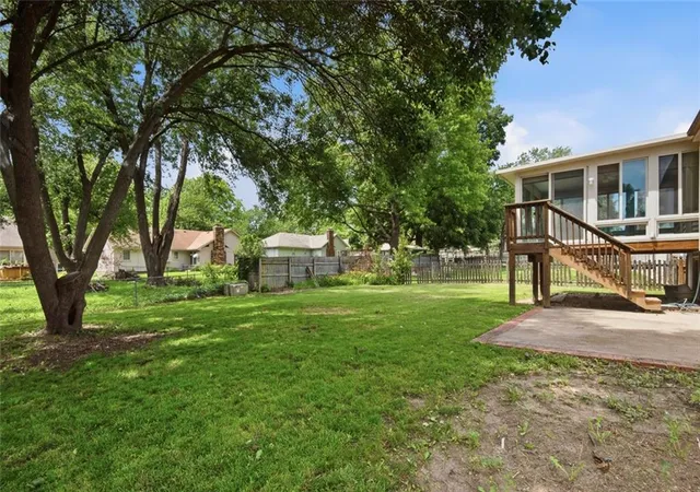 Homes for sale in Blue Springs, MO | 2123 8th St, Blue Springs, MO 64015 | MLS# 2625291