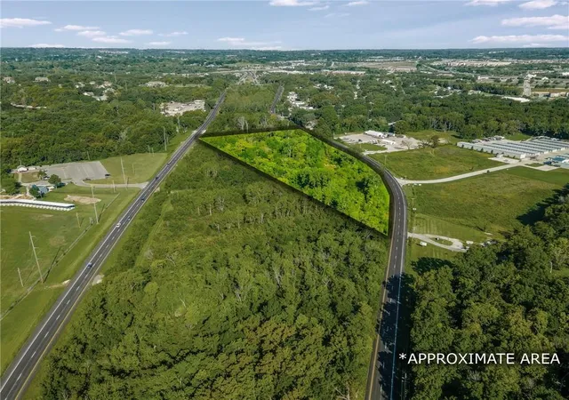 3rd image of 20301-20401 E Us 40 Hwy, Blue Springs, MO 64015 | MLS# 2625305