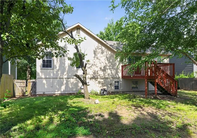 Homes for sale in Lawrence, KS | 2816 S Lankford Dr, Lawrence, KS 66046 | MLS# 2625311