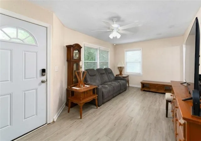 4th image of 510 S Ralston Ave, Sugar Creek, MO 64054 | MLS# 2625341