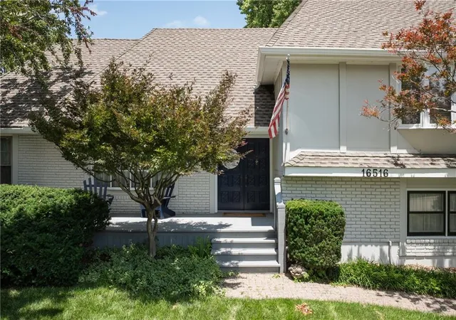 5th image of 16516 E George Franklyn Dr, Independence, MO 64055 | MLS# 2625348