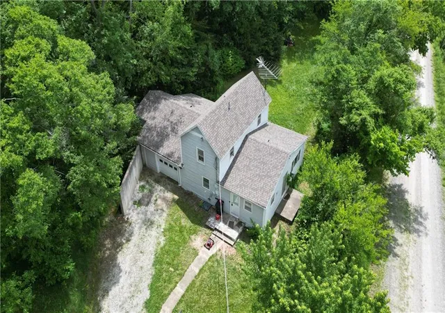 2nd image of 22465 Cogan Rd, Rushville, MO 64484 | MLS# 2625360