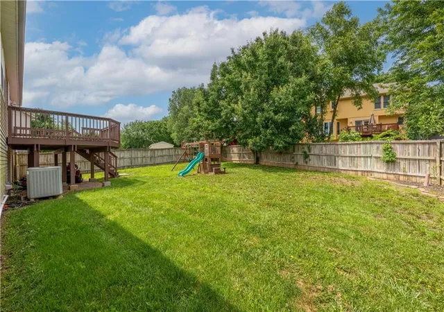 Photo 4 of Single family home for sale at 1305 Kimberly Dr, Warrensburg, MO 64093 | MLS# 2625363 | Listing updated on 2026-10-02
