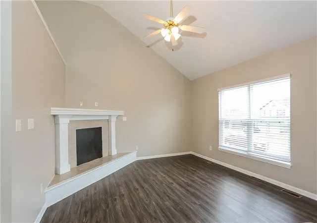 3rd image of 502 Sunny Ln, Raymore, MO 64083 | MLS# 2625395
