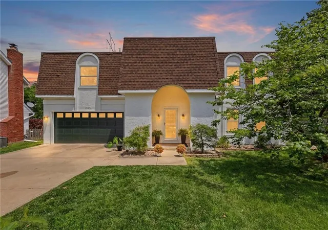 2nd image of 10531 Wedd St, Overland Park, KS 66212 | MLS# 2625401
