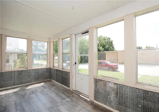 Homes for sale in Garnett, KS | 103 E 3rd Ave, Garnett, KS 66032 | MLS# 2625404