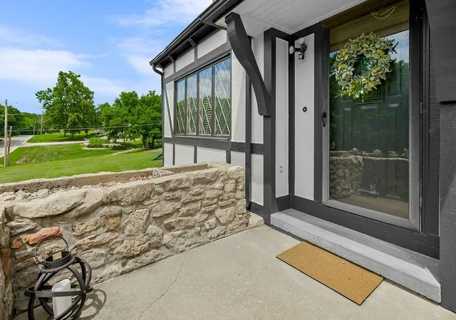 3rd image of 5475 Clare Rd, Shawnee, KS 66226 | MLS# 2625431