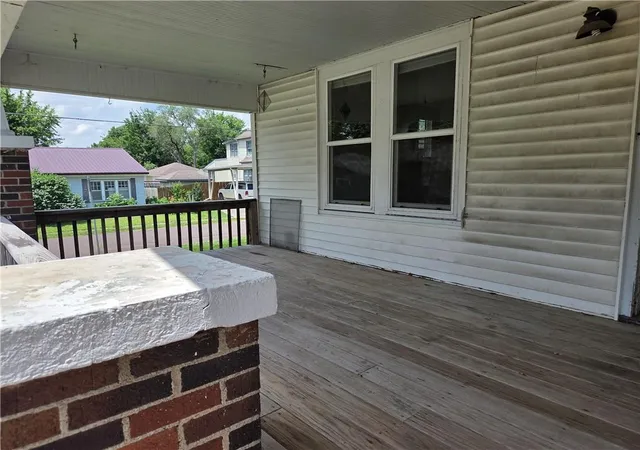 2nd image of 1127 Polk St, Chillicothe, MO 64601 | MLS# 2625483