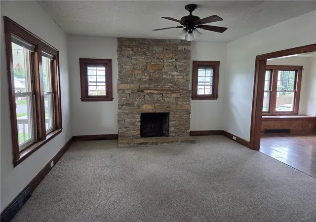 3rd image of 1127 Polk St, Chillicothe, MO 64601 | MLS# 2625483