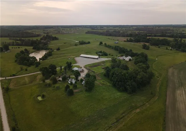 Photo 3 of Single family home for sale at 126 SW 400th Road, Warrensburg, MO 64093 | MLS# 2625500 | Listing updated on 2026-06-11