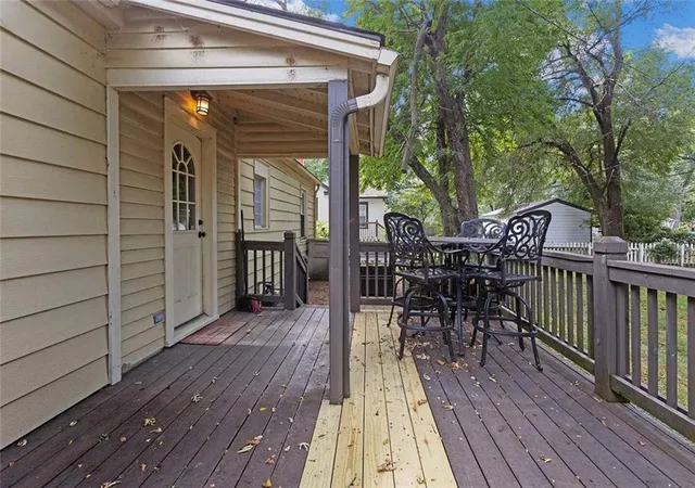 3rd image of 5938 Catalina St, Fairway, KS 66205 | MLS# 2625519
