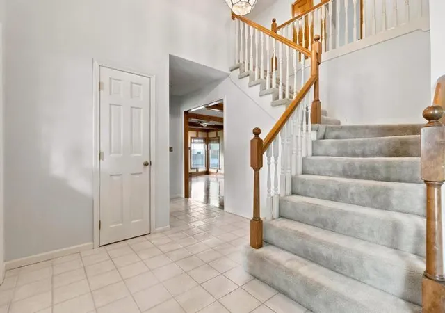 5th image of 8700 W 113Th St, Overland Park, KS 66210 | MLS# 2625535